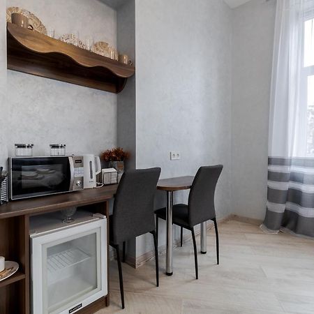 Golden Violin ! Apartments Lviv T Екстер'єр фото